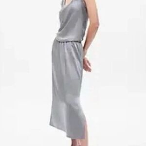Gap Elegant Silver Top And Skirt